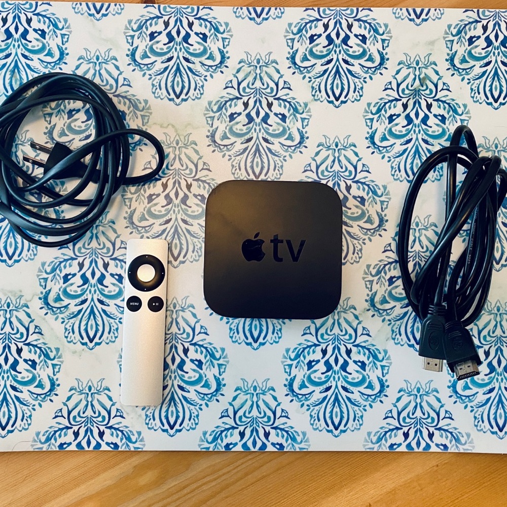Apple TV 3rd Gen Model A1427 w/Remote